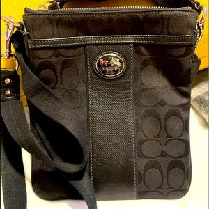 Coach Crossbody purse 👜
